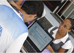 Balcão de Empregos Sindeepres visita subsede de Guarulhos