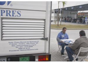 Odontomóvel atende terceirizados na empresa Controlar