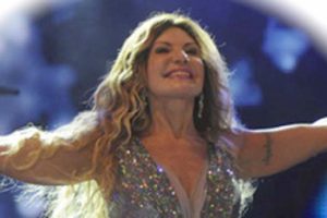 Encontro inédito: Elba Ramalho, Geraldo Azevedo e Demônios da Garoa celebram aniversário de 20 anos do SINDEEPRES