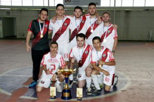 POUPA LOUCOS VENCE TORNEIO DE SANTO ANDRÉ