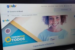 TODOS POR TODOS: SITE DO GOVERNO REÚNE CURSOS GRÁTIS PARA FAZER ONLINE